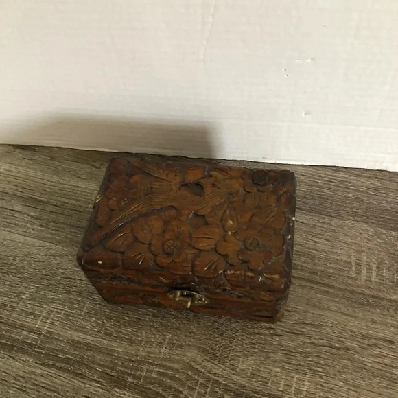 Hand Carved  Wooden Box - Picture 1 of 8